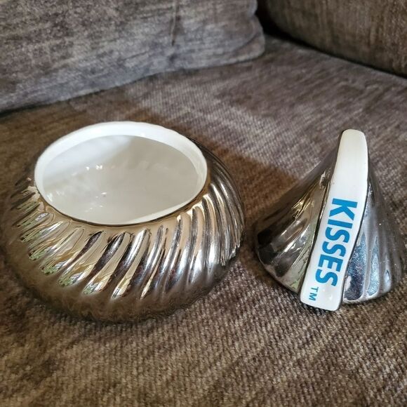 Hershey kiss candy dish - Picture 2 of 3